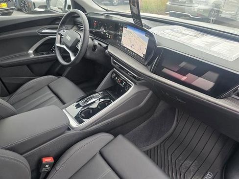 Used 2025 Audi Q5 Prestige image 15