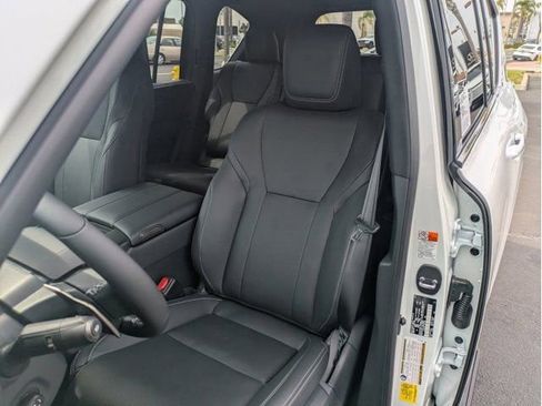 New 2026 Lexus LX 700h Luxury AWD/4WD image 11