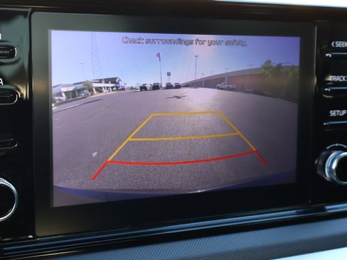 Used 2023 Kia K5 LXS image 5