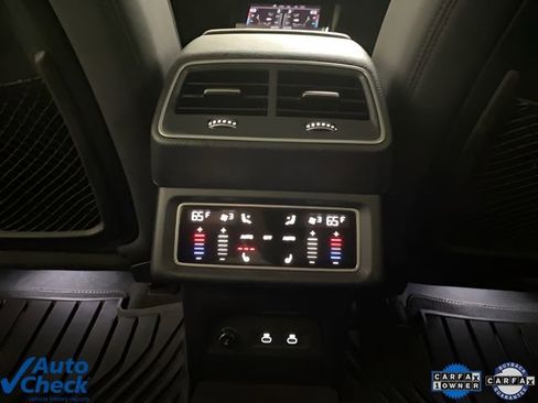 Used 2023 Audi e-tron Premium Plus w/ Premium Plus Package image 71