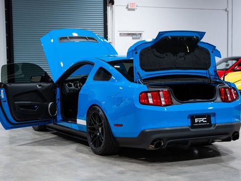 Used 2012 Ford Mustang Shelby GT500 w/ SVT Performance Pkg image 41