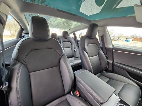 Used 2025 Tesla Model 3 Long Range image 51