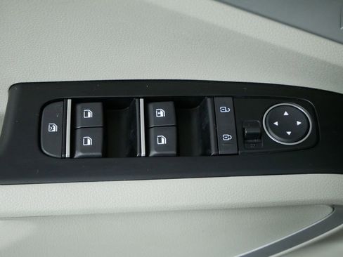 Certified 2025 Kia Soul LX image 21