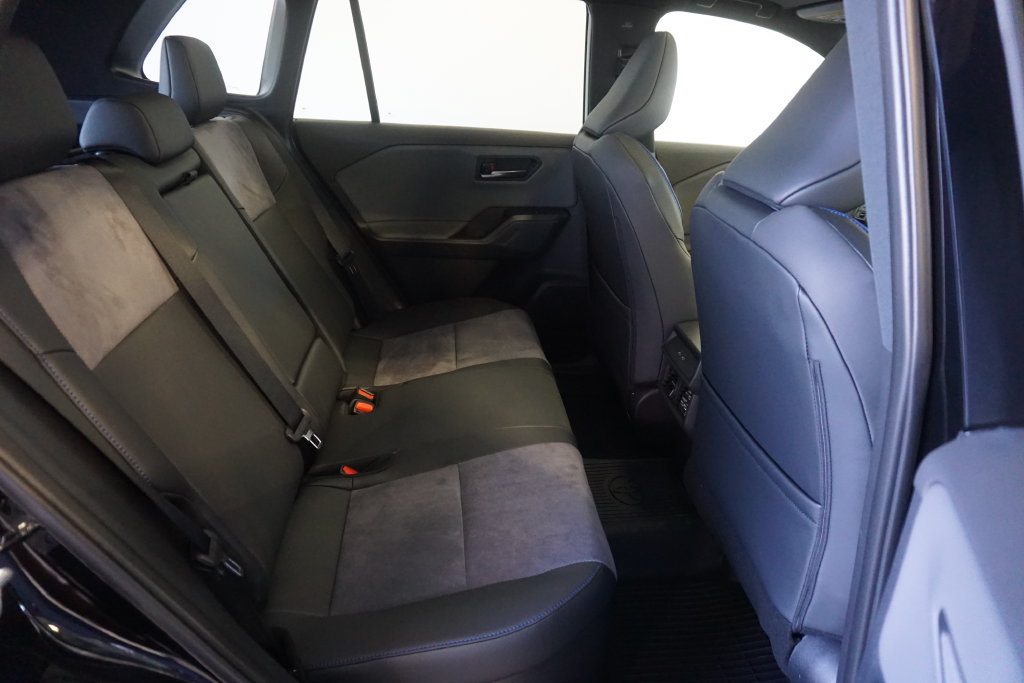Used 2026 Toyota RAV4 XSE w/ Panoramic Sun Roof Package AWD/4WD image 25