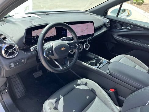 Used 2024 Chevrolet Blazer EV LT AWD/4WD image 12