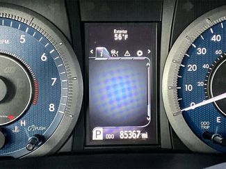 Used 2019 Toyota Sienna L video 2