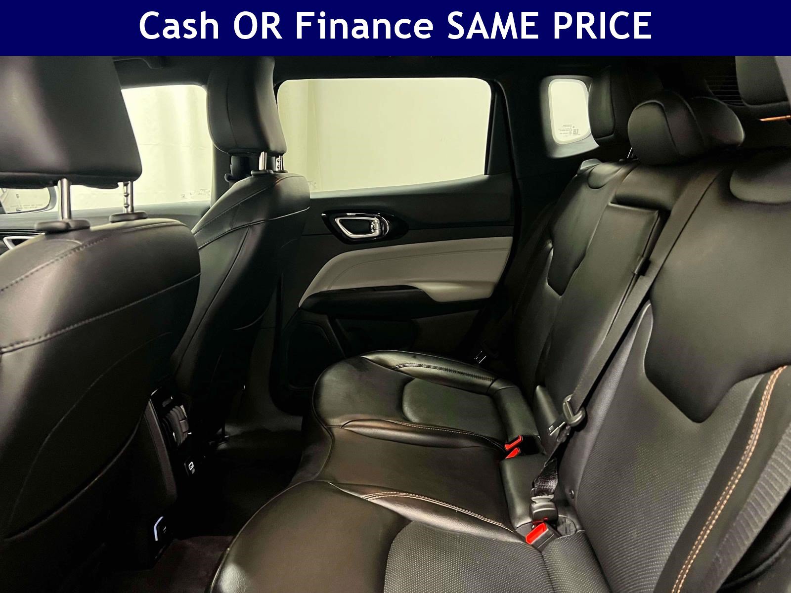 Certified 2023 Jeep Compass Limited AWD/4WD image 15