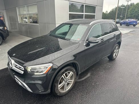 Used 2020 Mercedes-Benz GLC 300 image 2