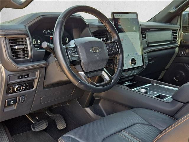 Used 2023 Ford Expedition Platinum RWD image 9