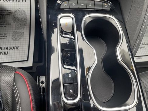 Used 2023 Buick Envision Essence w/ Sport Touring Package image 28