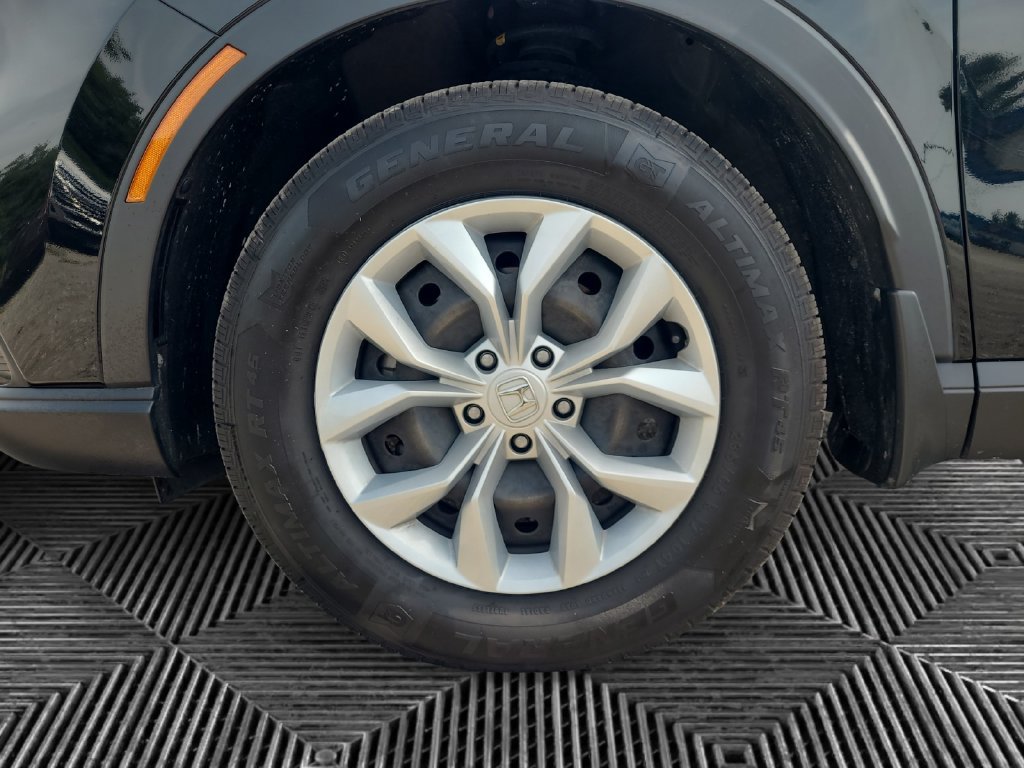 Used 2023 Honda CR-V LX image 14