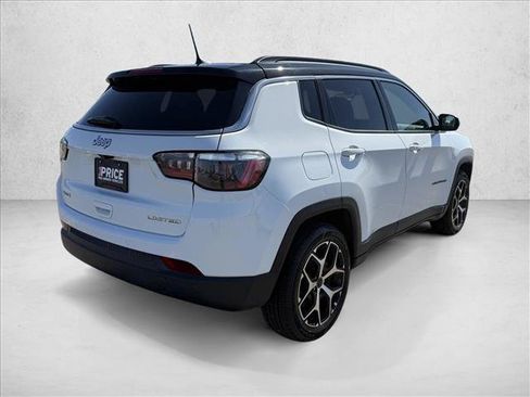 Used 2025 Jeep Compass Limited AWD/4WD image 5
