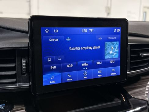 Used 2023 Ford Explorer Limited AWD/4WD image 14