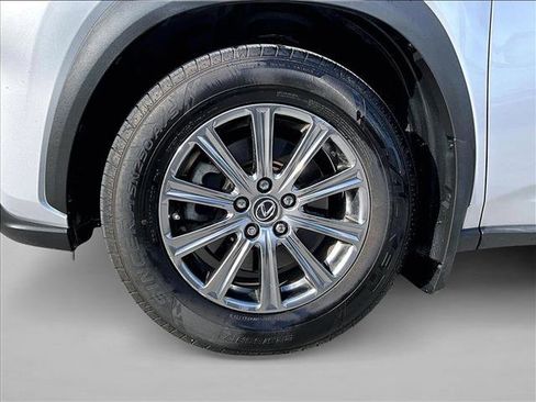 Used 2019 Lexus NX 300 FWD image 10