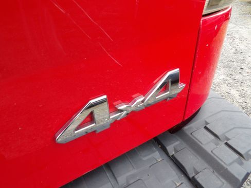 Used 2011 Toyota Tundra 4x4 Double Cab image 5