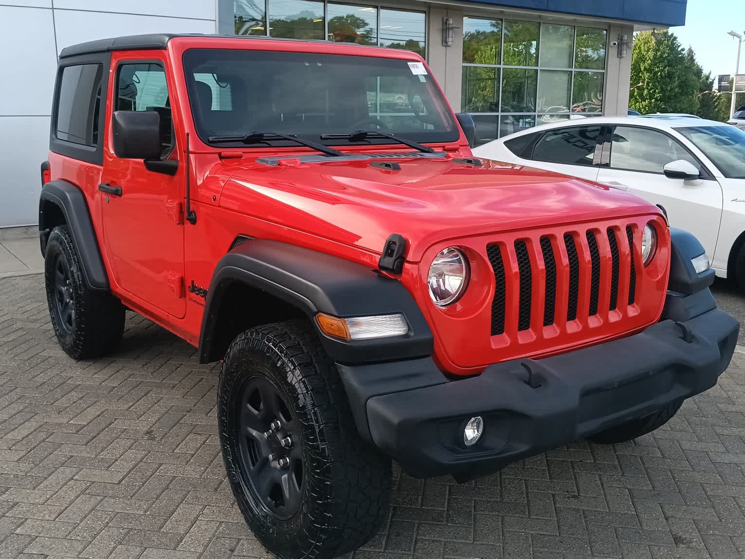 Used 2023 Jeep Wrangler Sport AWD/4WD image 7