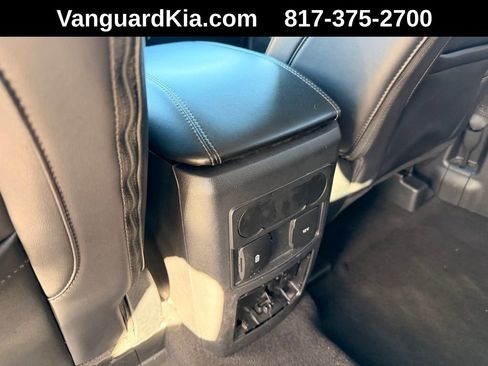 Used 2023 Ford Explorer XLT w/ Equipment Group 202A image 24