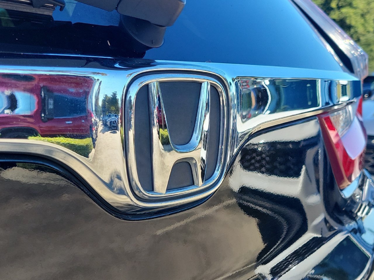 Used 2017 Honda CR-V Touring image 6