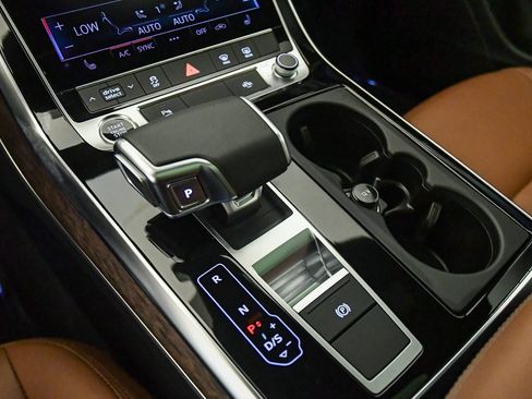 Used 2024 Audi Q8 Premium w/ Black Optic Package AWD/4WD image 21