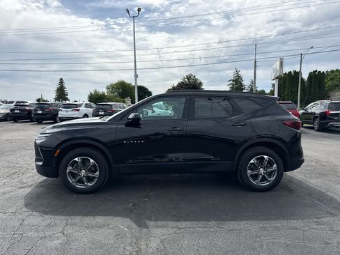 Certified 2024 Chevrolet Blazer LT w/ Convenience Package FWD image 2