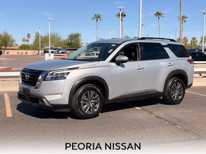Certified 2025 Nissan Pathfinder SV