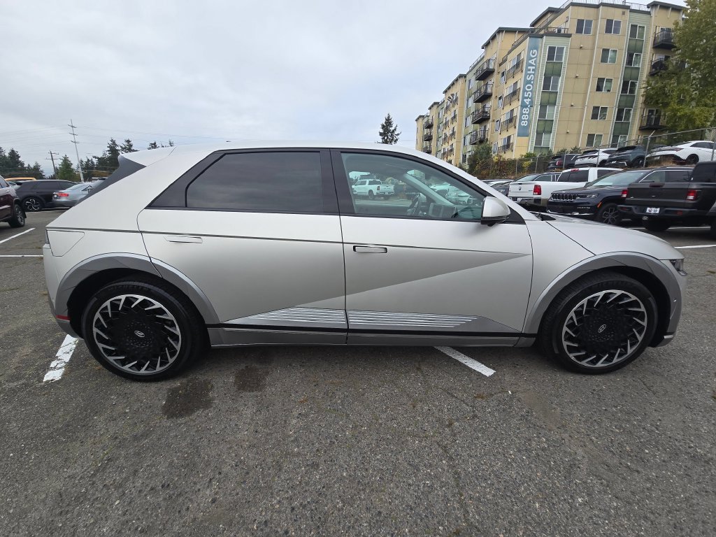 Used 2023 Hyundai Ioniq 5 Limited AWD/4WD image 8