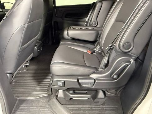 Used 2024 Honda Odyssey Sport image 35