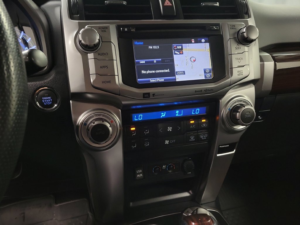 Used 2017 Toyota 4Runner Limited AWD/4WD image 17