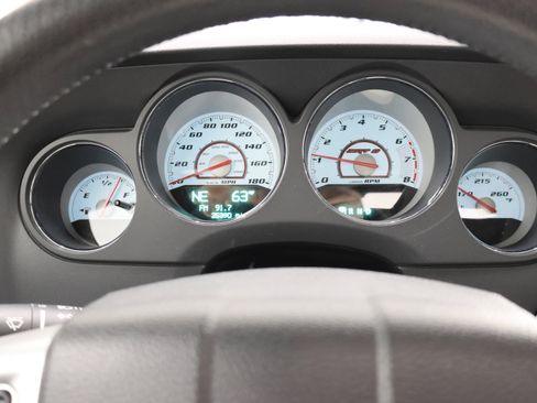 Used 2011 Dodge Challenger SRT8 w/ Green w/Envy Group image 10