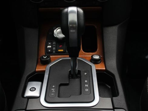 Used 2011 Land Rover LR4 HSE LUX image 37