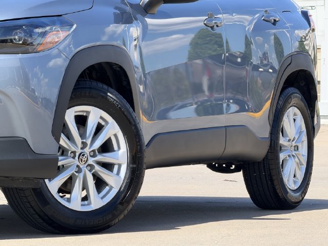 Certified 2026 Toyota Corolla Cross LE FWD image 11