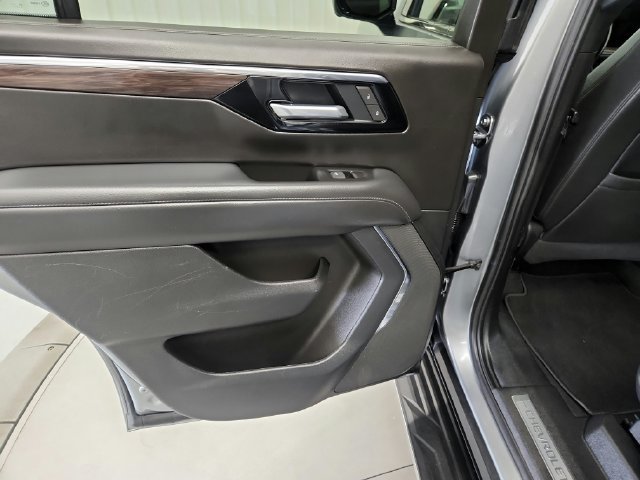 Used 2025 Chevrolet Tahoe LT AWD/4WD image 21