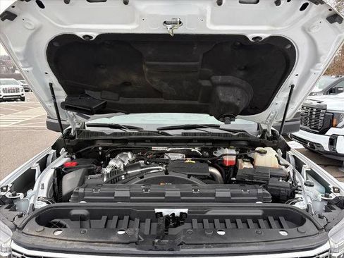 Certified 2022 GMC Sierra 3500 Denali w/ Denali Ultimate Package image 23