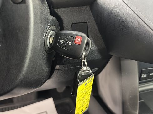 Used 2018 Toyota RAV4 LE w/ All Weather Liner Package FWD image 25