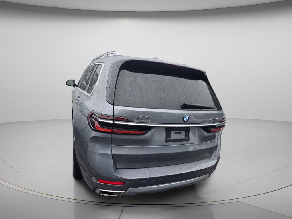 Used 2025 BMW X7 xDrive40i AWD/4WD image 6