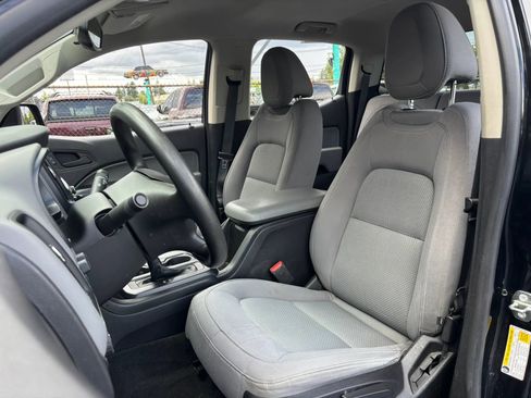 Used 2018 Chevrolet Colorado W/T w/ WT Convenience Package AWD/4WD image 18