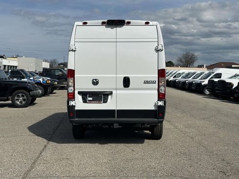 New 2026 RAM ProMaster 1500 w/ Convenience Group image 4