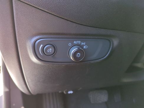 Used 2022 Chevrolet Equinox LT image 17