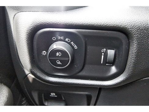 Used 2024 RAM 1500 Lone Star image 18