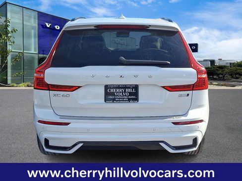 Certified 2023 Volvo XC60 B5 Plus w/ Protection Package Premier image 6