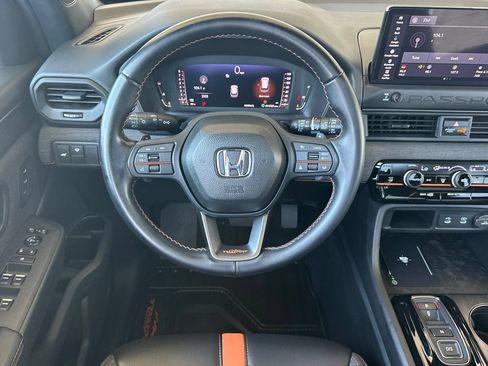Used 2026 Honda Passport TrailSport image 14