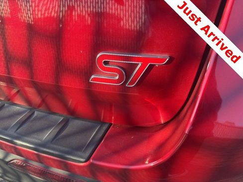 Used 2023 Ford Explorer ST w/ Equipment Group 401A image 12