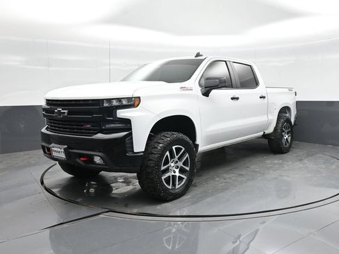 Used 2020 Chevrolet Silverado 1500 LT Trail Boss w/ Convenience Package AWD/4WD image 1