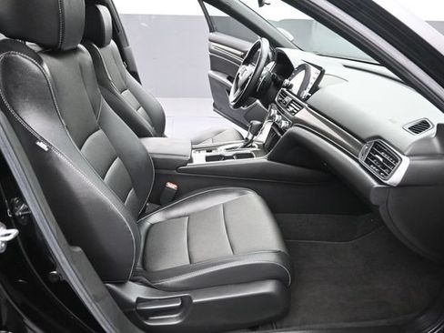 Used 2021 Honda Accord Sport image 14