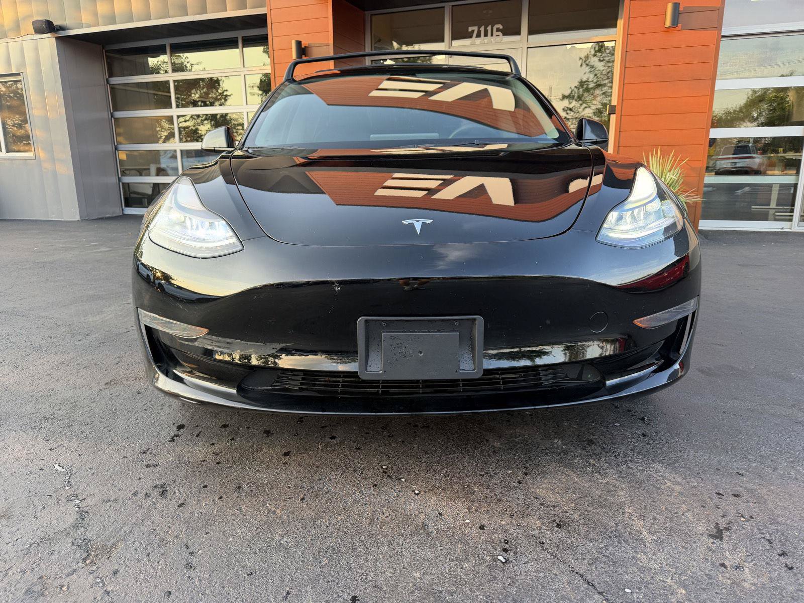 Used 2023 Tesla Model 3 Standard Range RWD image 3