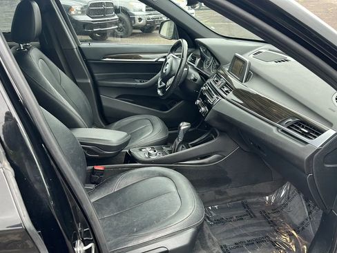 Used 2017 BMW X1 xDrive28i image 13