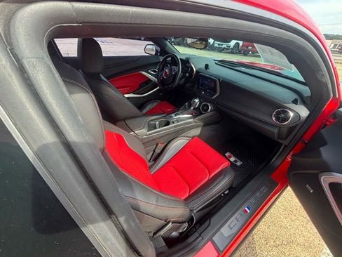 Used 2024 Chevrolet Camaro LT w/ RS Package image 12