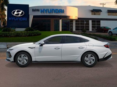 New 2026 Hyundai Sonata SE image 3