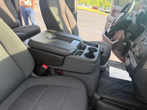 Used 2021 Chevrolet Silverado 1500 Custom w/ LPO, Dark Essentials Package AWD/4WD image 20