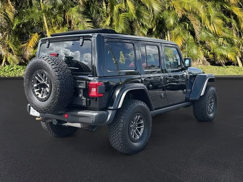 Used 2024 Jeep Wrangler Unlimited Rubicon 392 AWD/4WD image 4